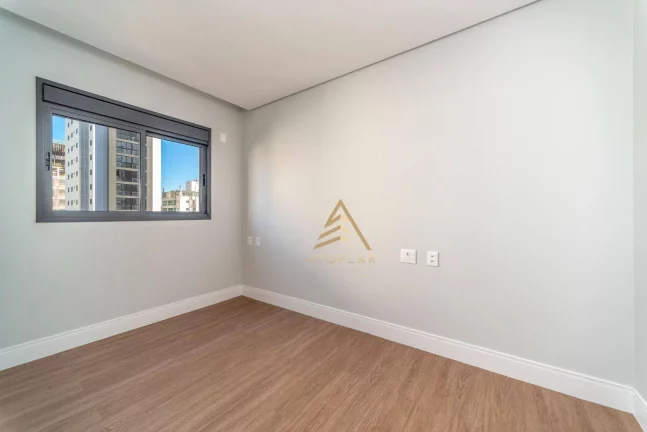 Imagem Apartamento com 3 dormitórios à venda, 120 m² por R$ 2.750.000,00 - Centro - Balneário Camboriú/SC