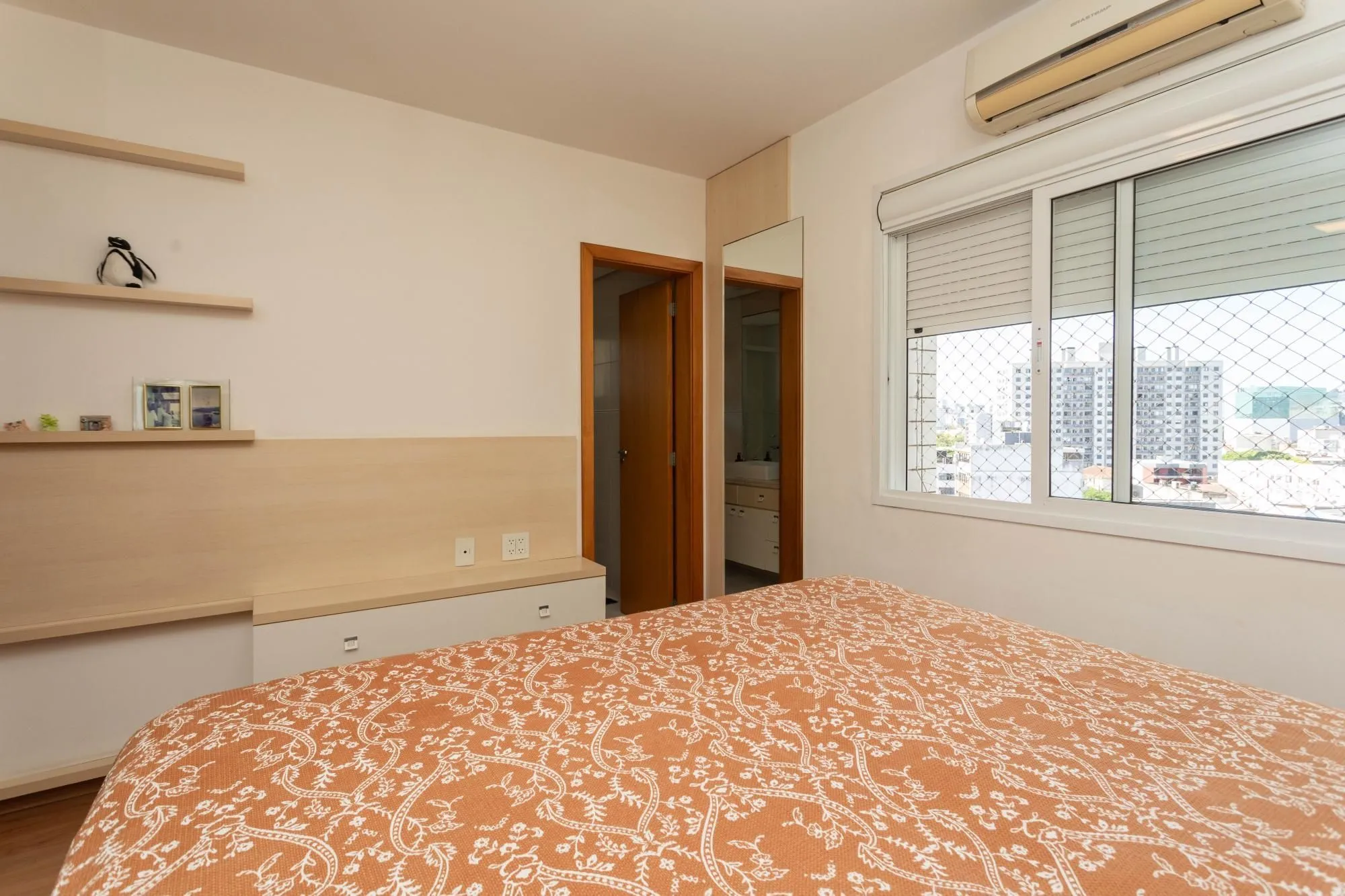 Imagem Apartamento com Suíte, 2 Vagas e Lazer de Clube