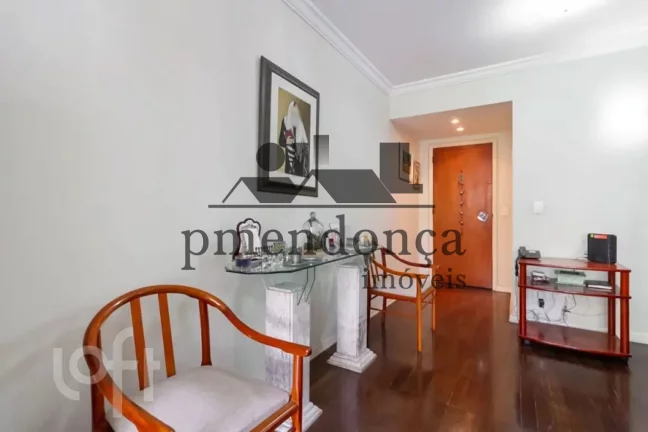 Imagem Apartamento em Higienópolis com 130m², 3 quartos (1 suíte) e 1 vaga.