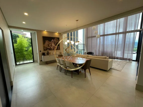 Imagem Casa, 460m², 4 Suítes, Condomínio Residencial Jaguary, Urbanova.