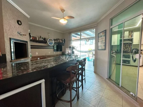 Imagem Casa no Lot. Champagnat | Amizade | 3 quartos (1 suíte) | 170m²