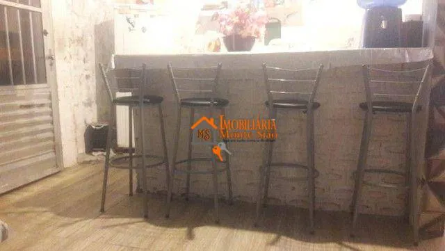 Imagem Casa com 6 dormitórios à venda por R$ 636.000,00 - Jardim Flor do Campo - Guarulhos/SP