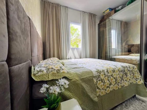 Imagem Casa à venda com 2 dormitórios e 1 suite - Embaré / Santos