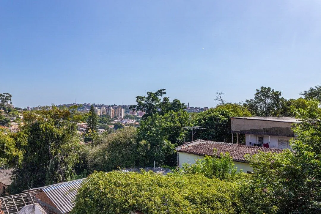 Imagem Casa com 3 Quartos à Venda, 293 m² por R$ 650.000