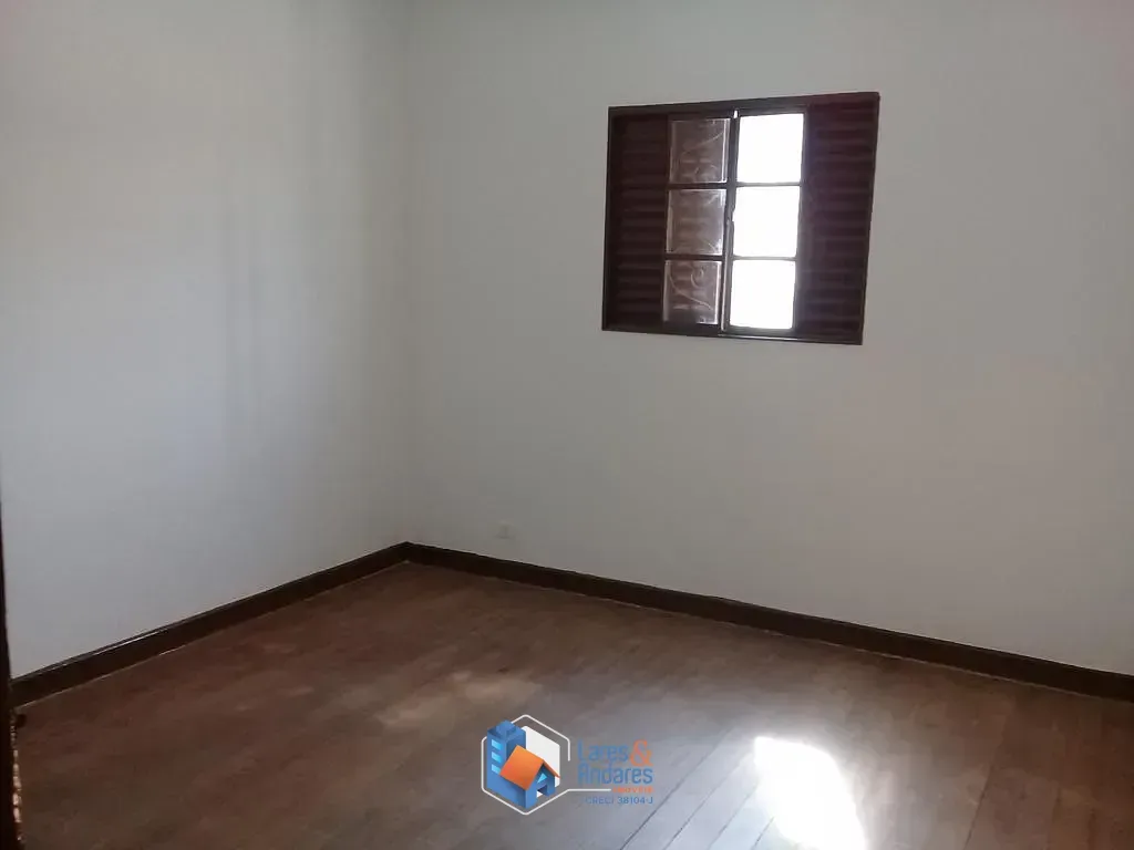 Imagem Sobrado para venda em Vila Mazzei com 7 quartos, 324m²