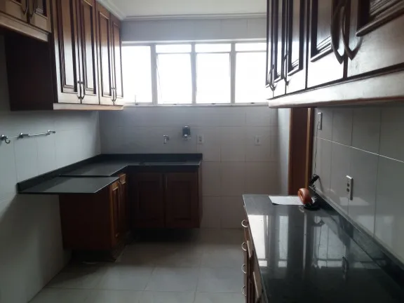 Imagem Apartamento com 3 Quartos para Alugar, 170 m² em Batista Campos - Belém
