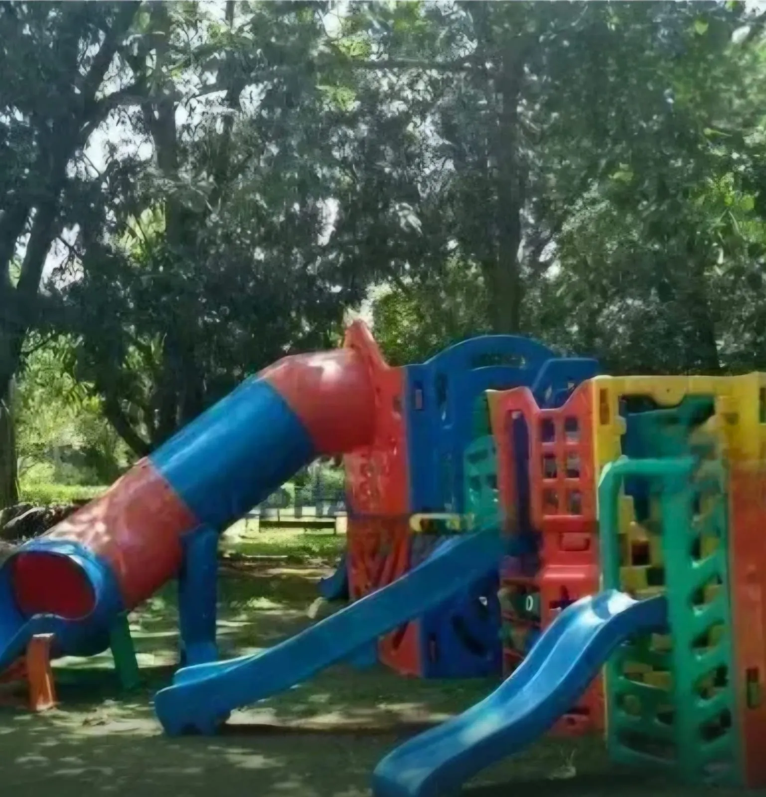 Imagem CASA RESIDENCIAL em SANTANA DE PARNAÍBA - SP, ALPHAVILLE