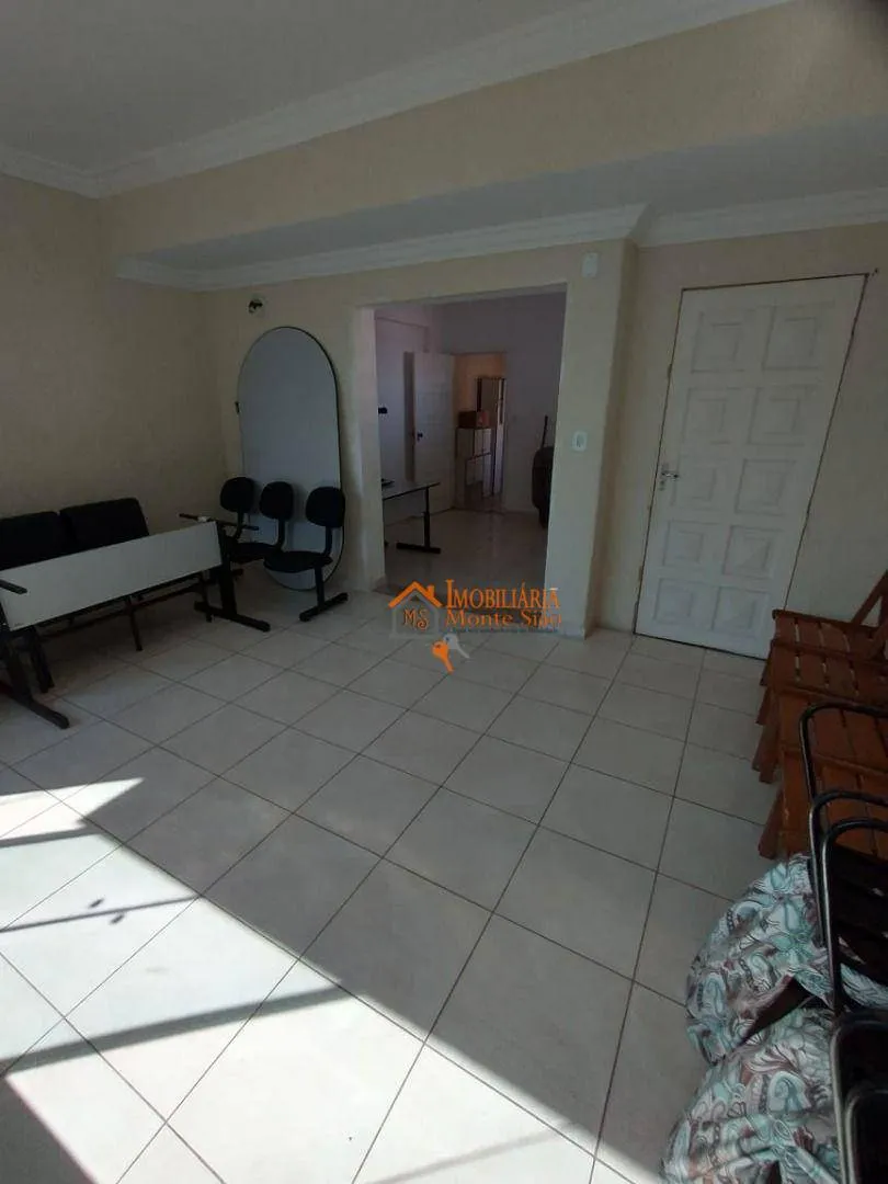 Imagem Sobrado com 5 dormitórios à venda, 339 m² por R$ 1.100.000,00 - Jardim Bom Clima - Guarulhos/SP