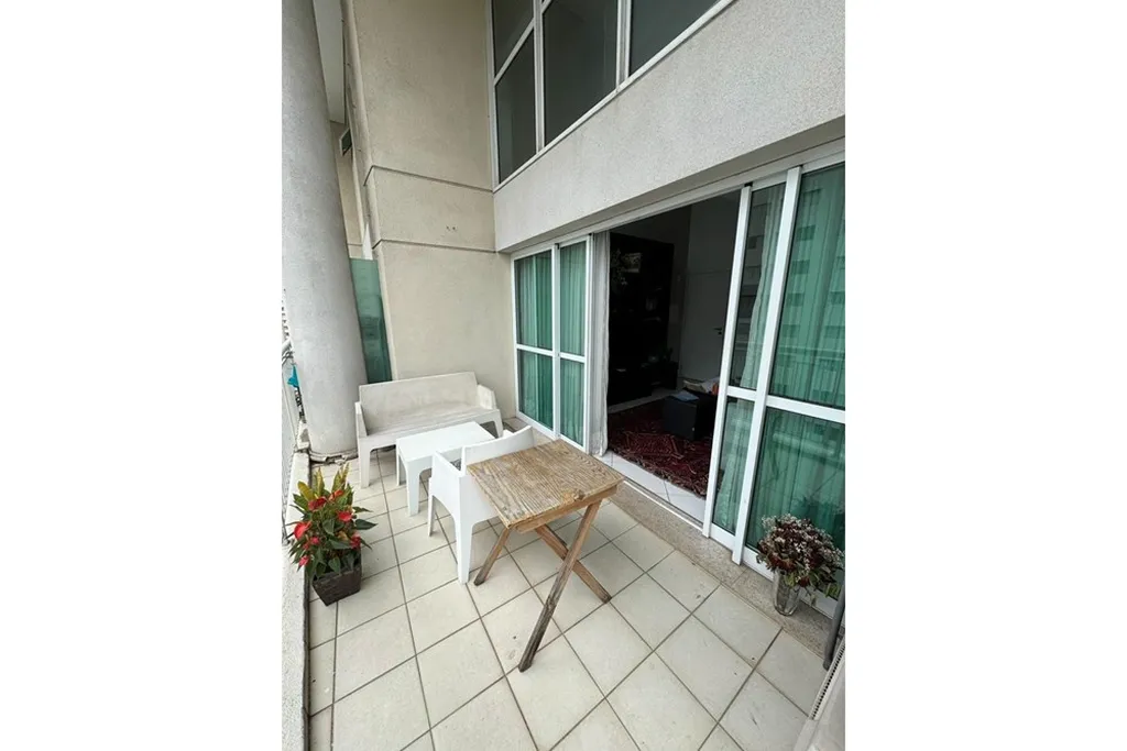 Imagem Apartamento à venda em São Paulo, Moema, com 1 quarto, 74m2