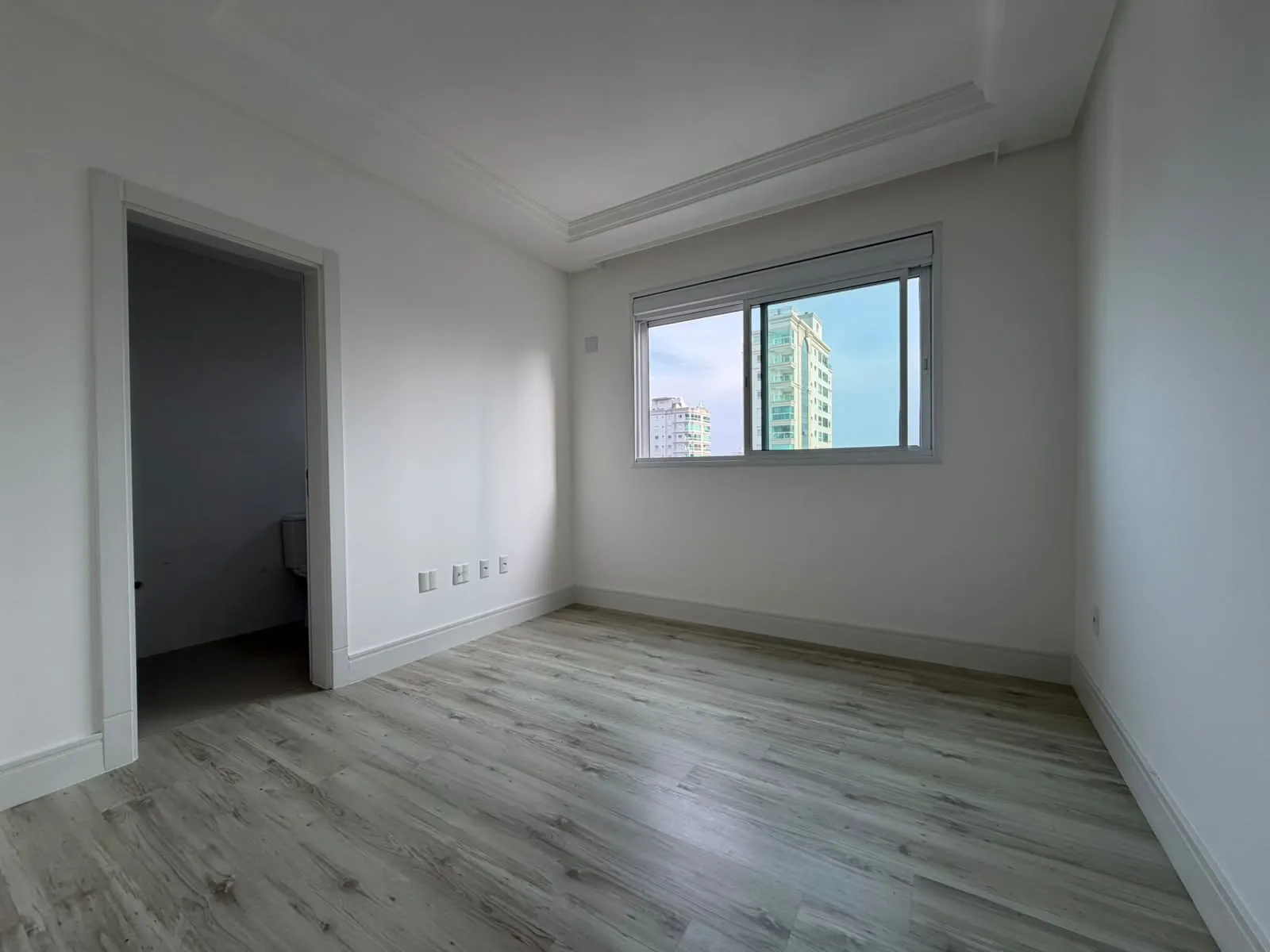 Imagem Apartamento à venda com 124.8m2 por R$ 2.300.000,00
