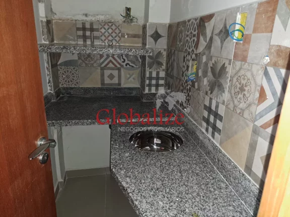 Imagem Sala à venda com 49m², 2 salas, banheiro e portaria por R$205.000,00 no centro, Santos