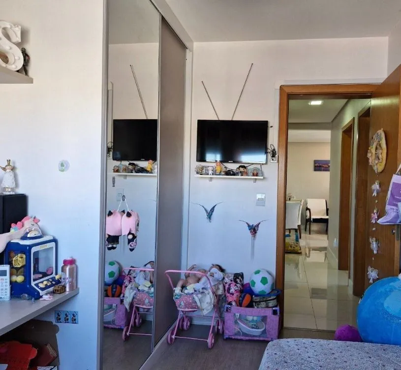 Imagem Apartamento com 76 m² três dormitórios no bairro tristeza em Porto Alegre para comprar.
