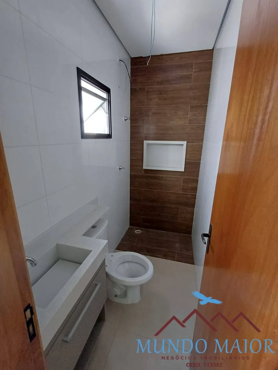 Imagem Cobertura e Apto Novos com Acabamento Alto qualidade - 2 Dorms com Suite!