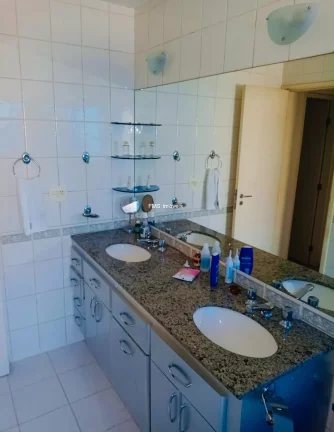 Imagem Apartamento de Luxo em Perdizes, São Paulo-SP: 3 Quartos, 1 Suíte, 2 Salas, 3 Banheiros, 2 Vagas, 274m² - Venda ou Locação!