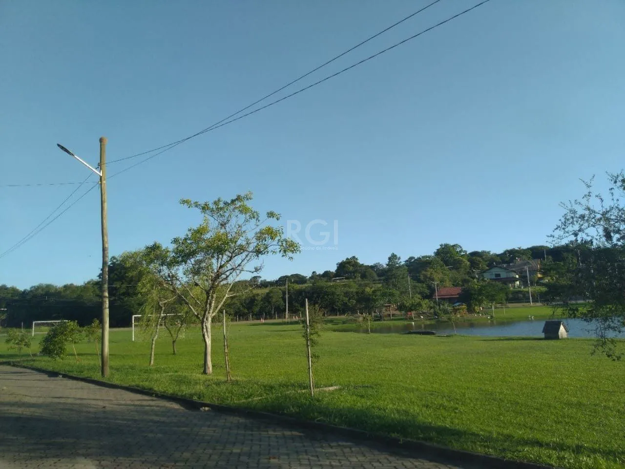 Imagem Casa com 3 dormitórios no bairro Vila Imperial/ Gravataí