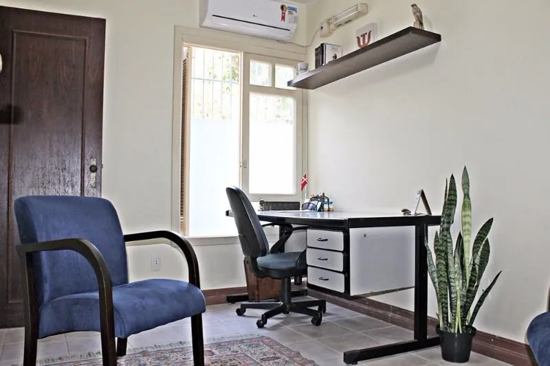 Imagem Predio para Venda - 236m², 0 dormitórios, 4 vagas - Menino Deus