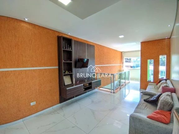 Imagem Casa com 3 dormitórios à venda, 300 m², Juscelino Kubitschek - Igarapé/MG