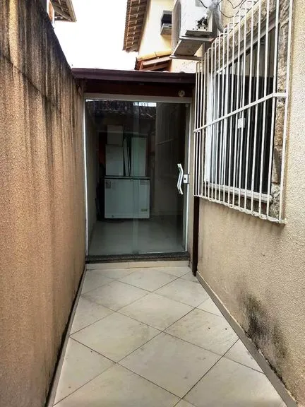 Imagem Casa com 3 Quartos para Alugar, 160 m² em Jardim Mariléa - Rio Das Ostras