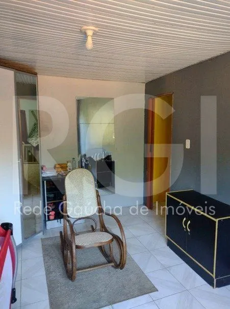 Imagem Casa à venda com 3 quartos e garagem 2 carros!
