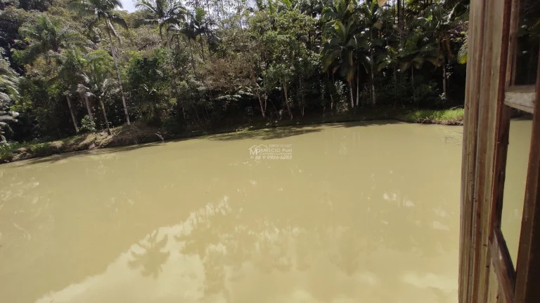 Imagem Propriedade ideal para fazer Sítio para Aluguel. Pois ja tem prontos 8 área com terraplanagem, pronto para construir.