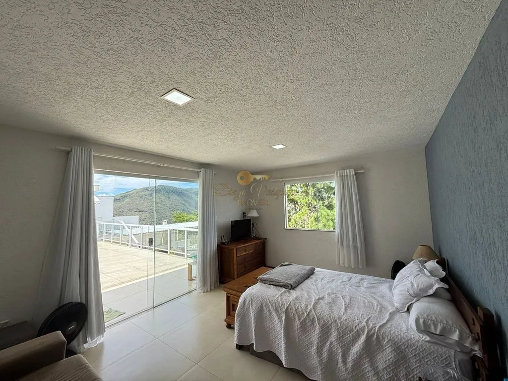 Imagem Casa em Condomínio para Venda em Teresópolis / RJ no bairro Albuquerque