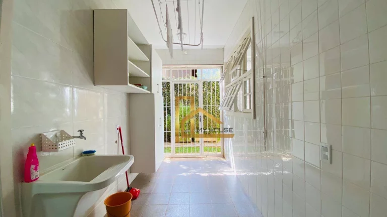 Imagem Casa com 6 quartos e 4 suítes à venda, 348 m² por R$ 1.500.000 - Albuquerque - Teresópolis/RJ
