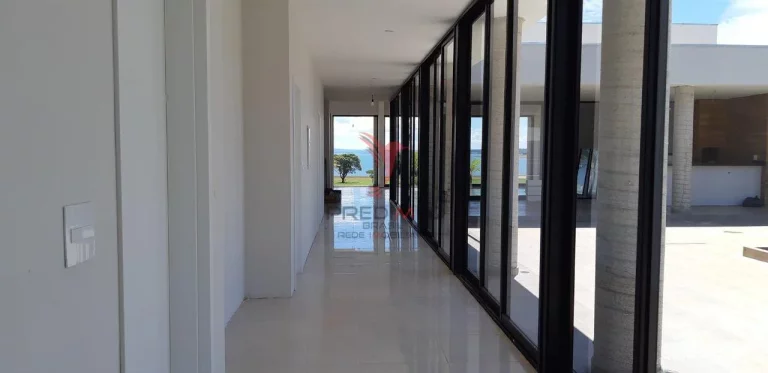 Imagem Casa de alto padrão com 4 Suites ,piscina, área gourmet, aquecimento,na Represa de Avaré