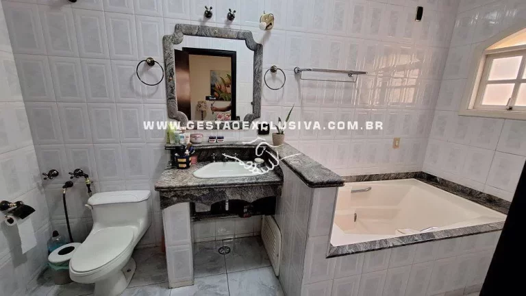 Imagem CASA 5000m² 4 SUÍTES C/ HIDRO PISCINA LAGO LAZER COMPLETO CONDOMÍNIO FECHAD