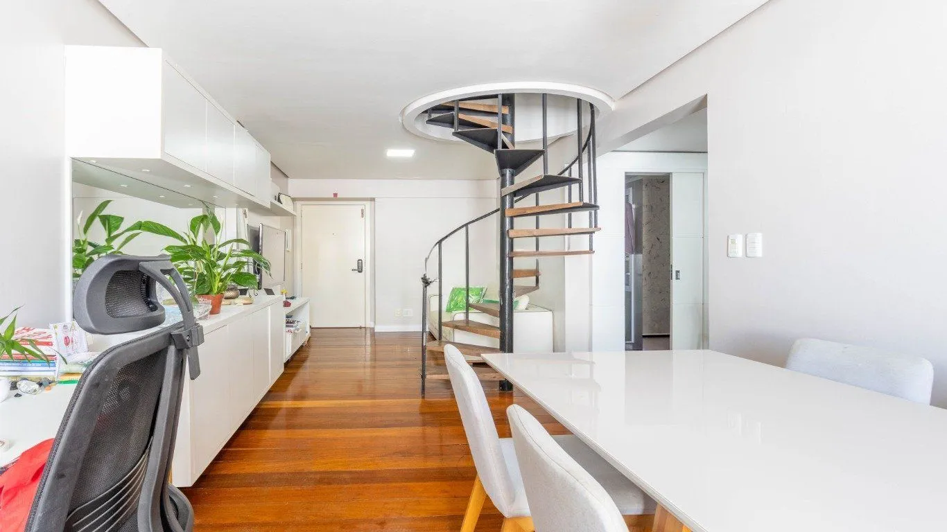 Imagem Cobertura com 2 quarto e 108m² à venda em Centro Histórico, Porto Alegre.