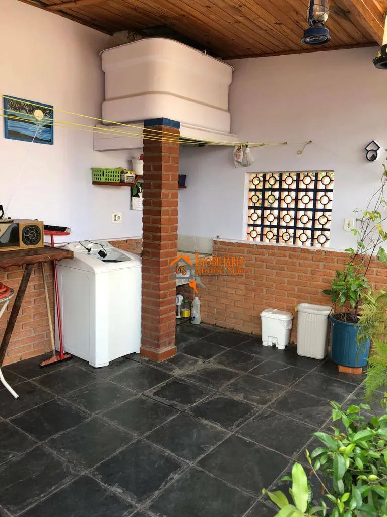 Imagem Casa com 3 dormitórios à venda, 169 m² por R$ 550.000,00 - Vila Rosália - Guarulhos/SP