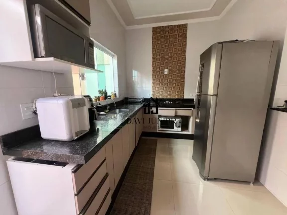 Imagem Casa com 2 dormitórios à venda, 116 m² por R$ 680.000,00 - Condomínio Helena Maria - Sorocaba/SP