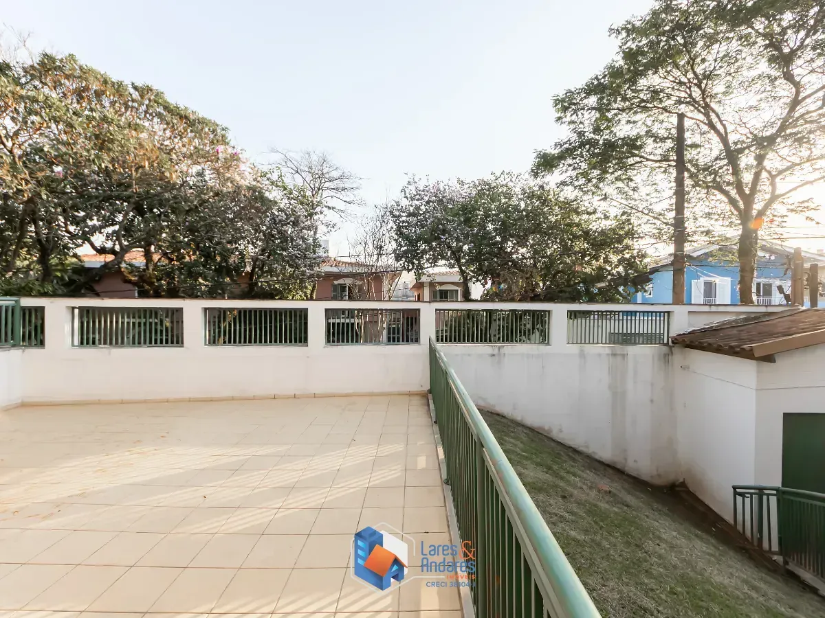 Imagem Sobrado para venda em Vila Sônia com 4 quartos, sendo 2 suítes, 301m²