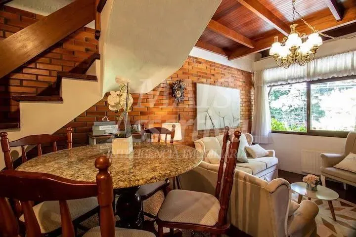 Imagem Excelente Apartamento à venda no bairro Planalto em Gramado/RS - 2 dormitórios