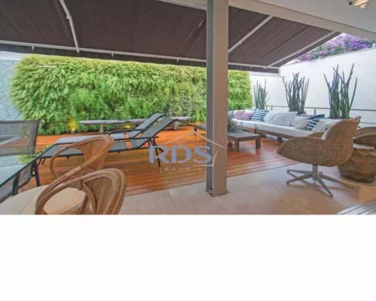 Imagem Casa em Condomínio - Sobrado / Residencial / Campo Belo
