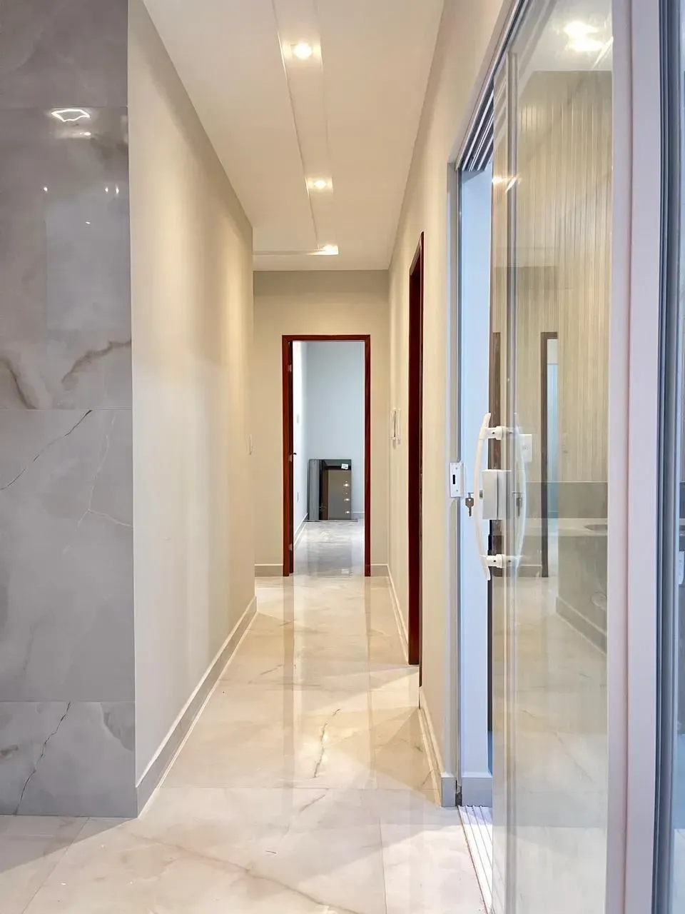 Imagem Casa de Condomínio com 3 Quartos à Venda, 200 metros em Cajupiranga - Parnamirim