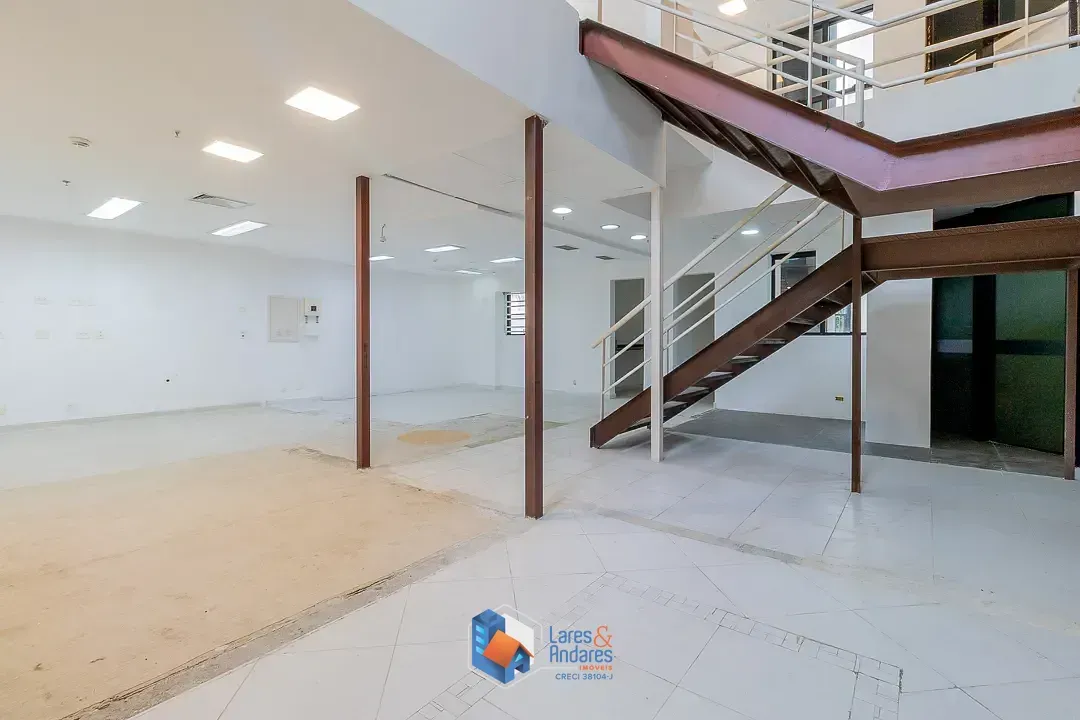 Foto do imóvel Conjunto comercial para venda e locação em Jardim Paulista, 102m² em Rua Peixoto Gomide