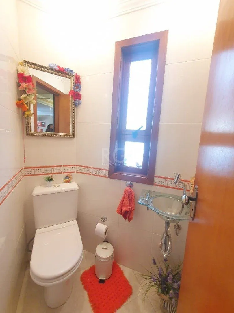 Imagem Casa Condominio para Venda - 126m², 3 dormitórios, sendo 2 suites, 2 vagas - Ipanema