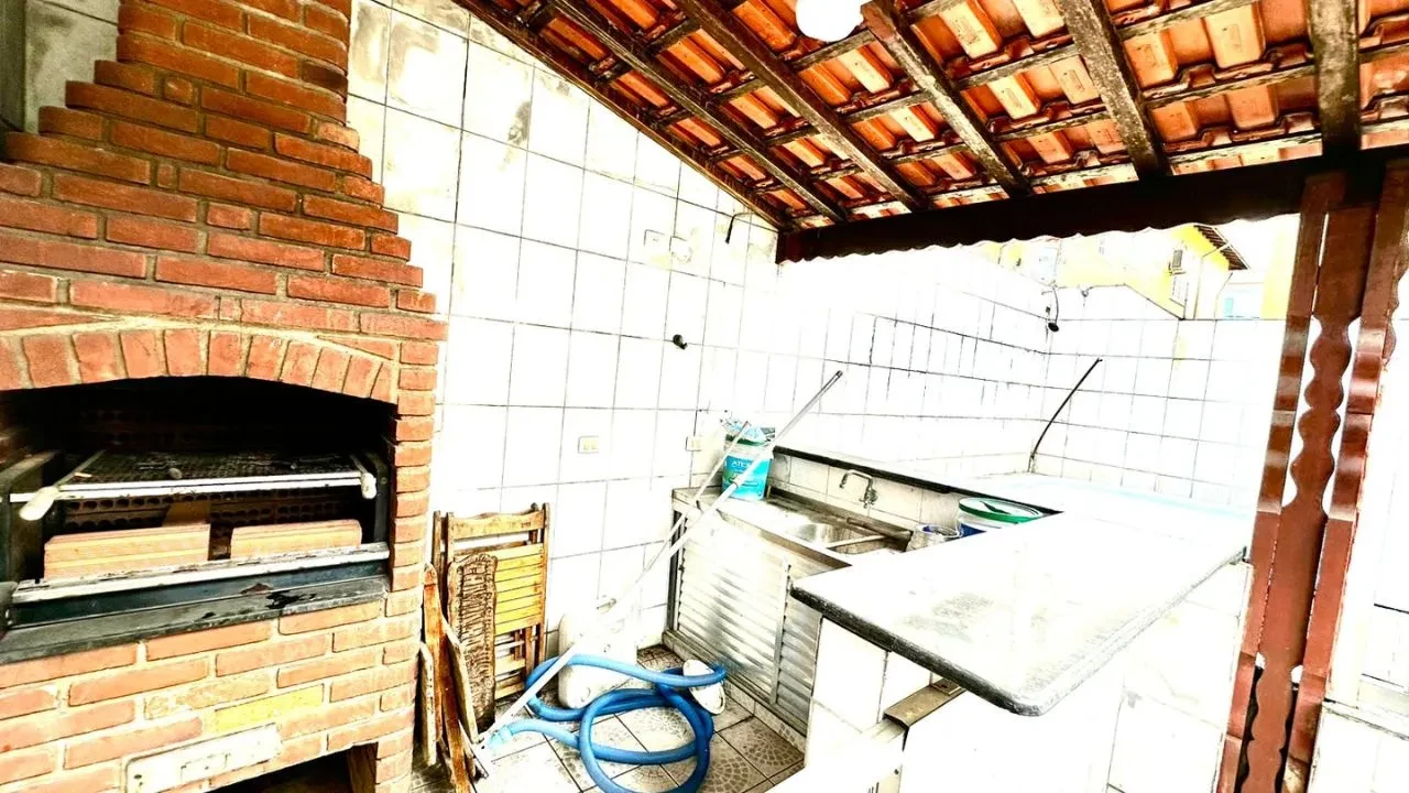 Imagem Casa com 3 Quartos à Venda, 275 metros em Bom Retiro - Santos