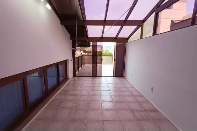 Imagem Casa para venda no bairro Jardim do Salso em Porto Alegre
