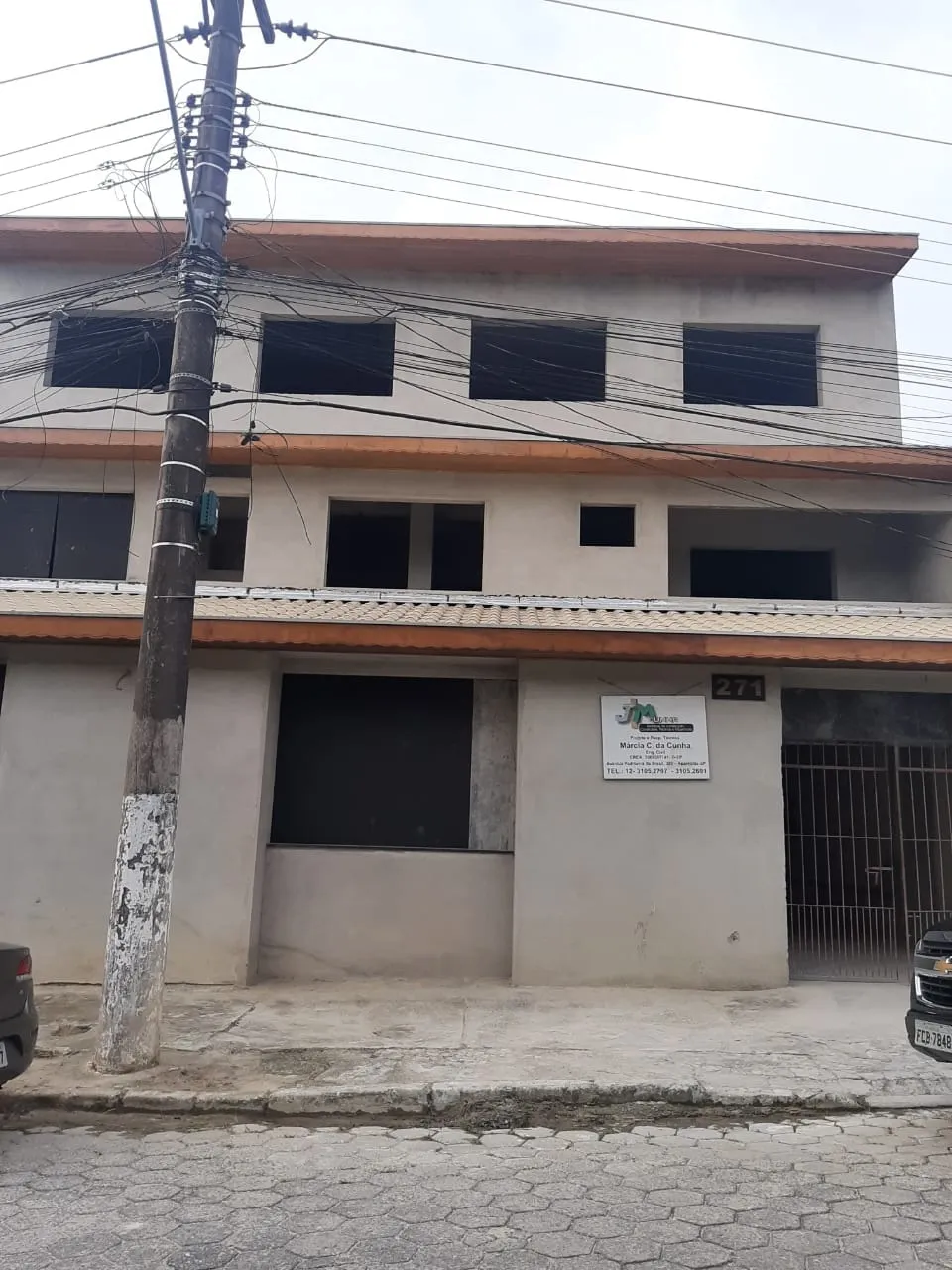 Imagem Comercial à venda 11 Suites, 12 Vagas, 250M², Itaguaçú, Aparecida - SP