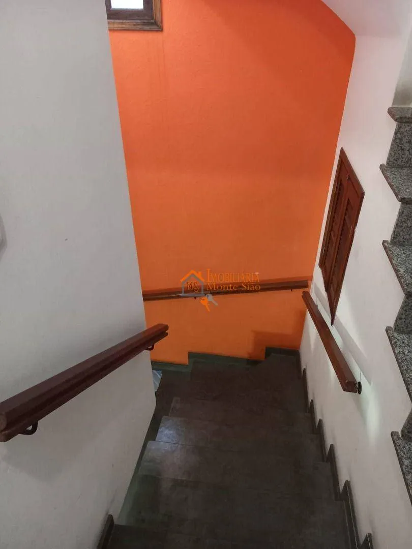 Imagem Sobrado à venda, 191 m² por R$ 579.999,00 - Jardim Bela Vista - Guarulhos/SP