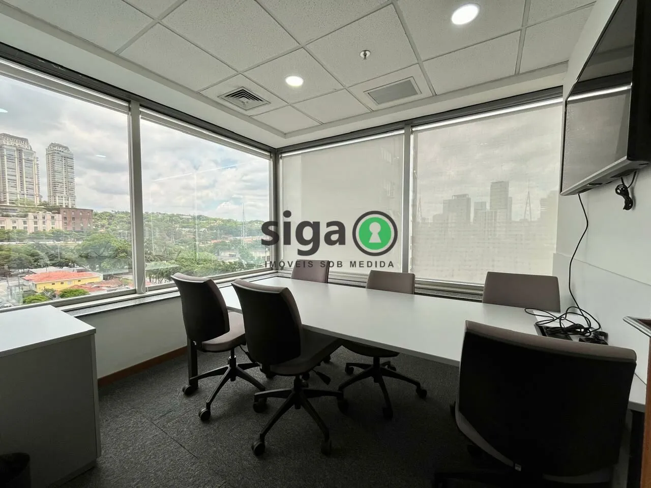 Imagem CONJUNTO COMERCILA COM 551 M² MOBILIADO PARA LOCAÇÃO NO BROOKLIN
