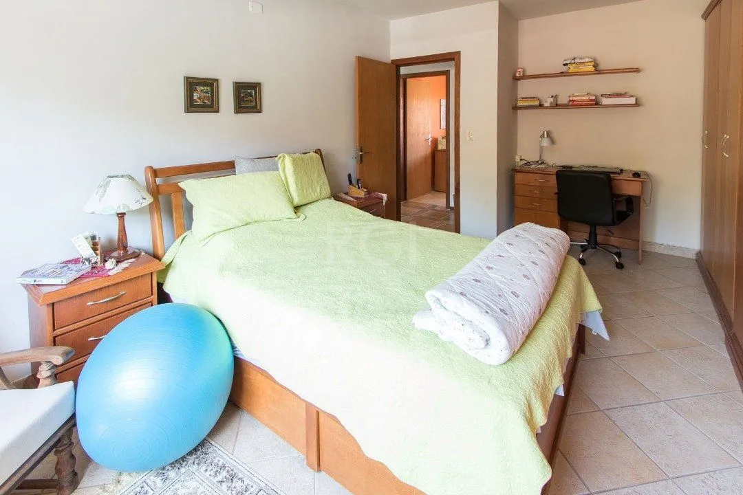 Imagem Casa para Venda - 211m², 3 dormitórios, 3 vagas - Vila Nova