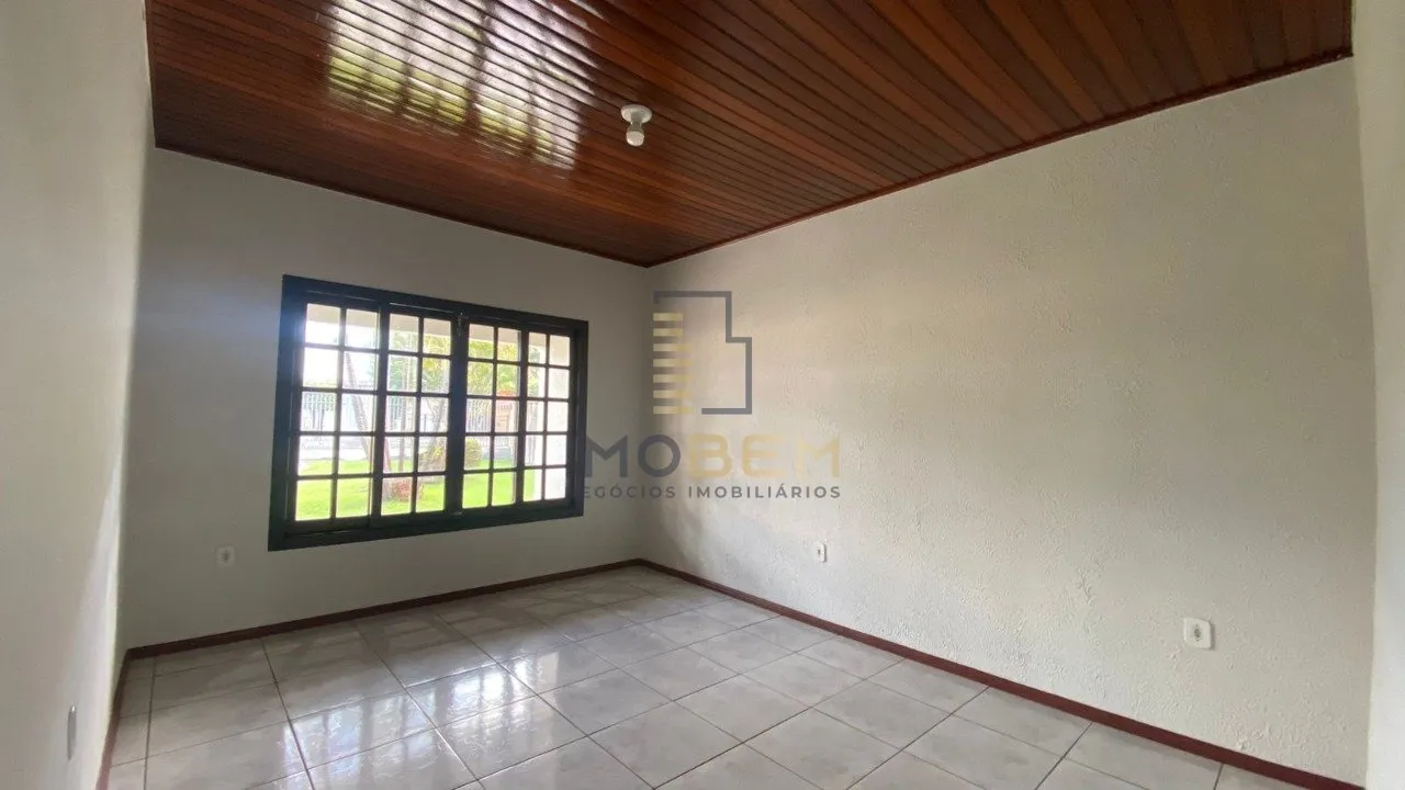 Imagem Um verdadeiro oásis no coração da cidade.

Imagine morar em uma casa espaçosa, cercada por área...