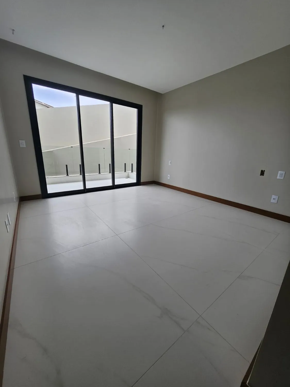 Imagem Casa de Condomínio com 4 quartos à venda em Vila Velha