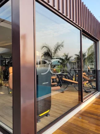 Imagem Condomínio Alphaville Nova Esplanada 3 - Venda Casa Térrea | AC 249m² | AT 465 m² | 3 Suítes | 1 Sala de TV | 5 Ban | 4Vagas | Piscina