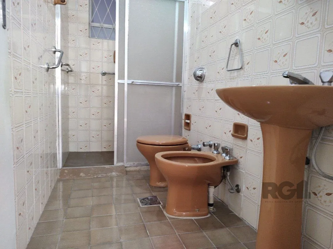 Imagem Apartamento Garden, 2 quartos, 1 suite, 2 banheiros, dependência de empregada - Bairro Petrópolis