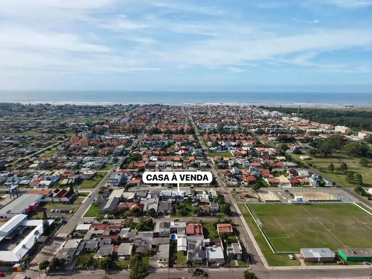 Imagem CASA EM BAIRRO À VENDA