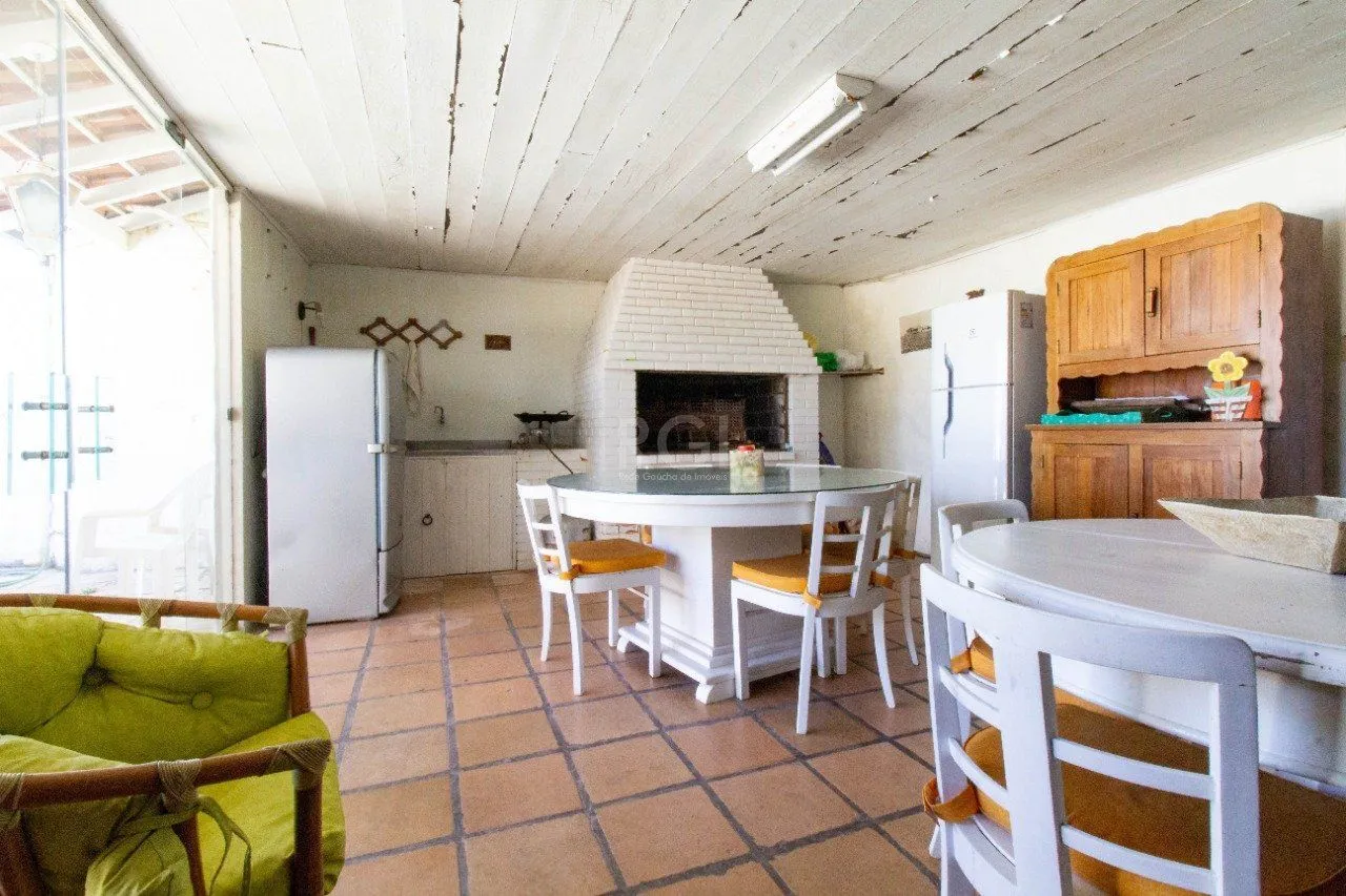 Imagem Casa para Venda - 422m², 6 dormitórios, sendo 2 suites, 5 vagas - Vila Assunção