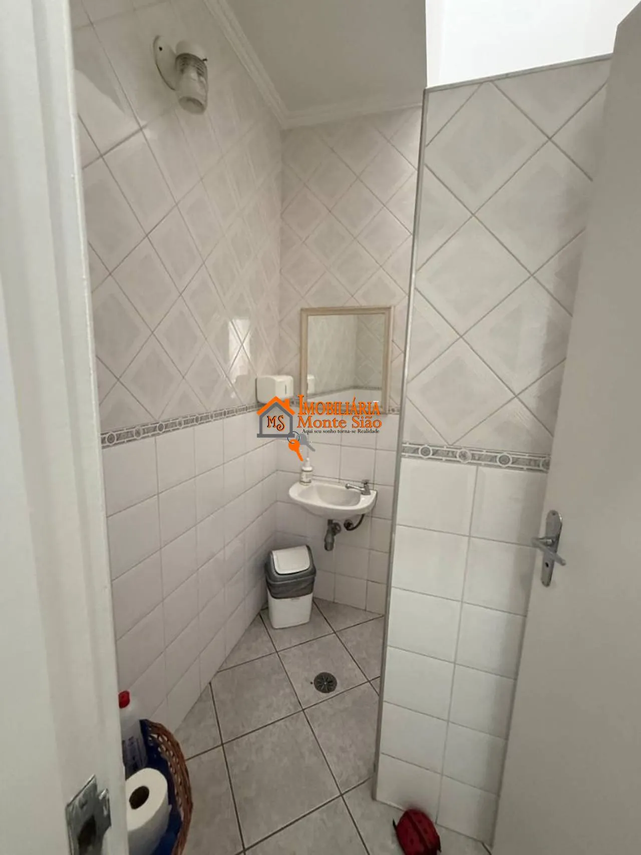 Imagem Sala para alugar, 14 m² por R$ 1.550,00/mês - Jardim Santa Mena - Guarulhos/SP